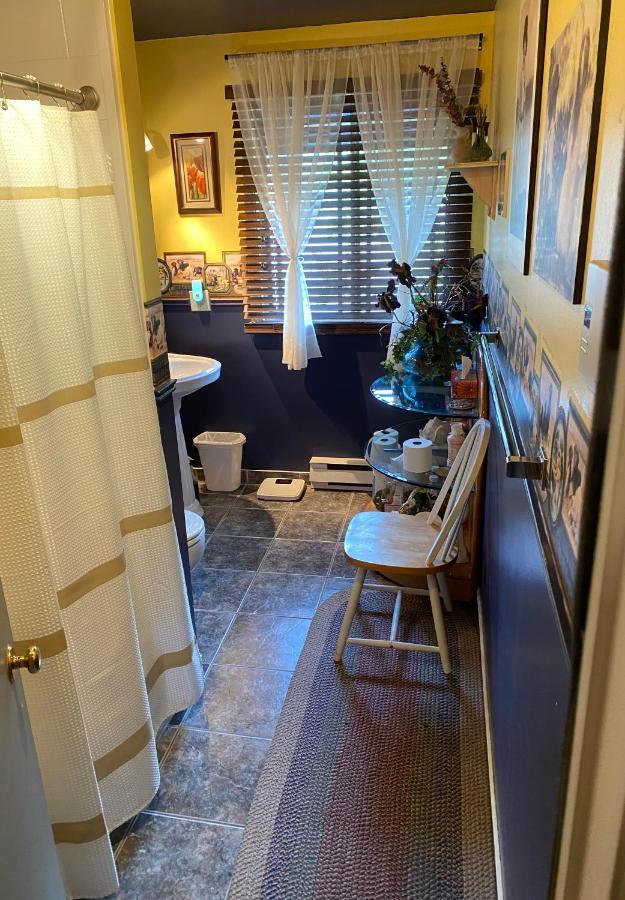 Repos & Manna Downtown Montreal Bed & Breakfast Luaran gambar